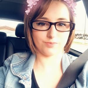 Meet your Posher, Caitlyn